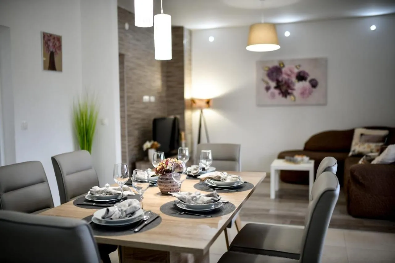 Holiday home Holiday Spa House Strenja Sukosan